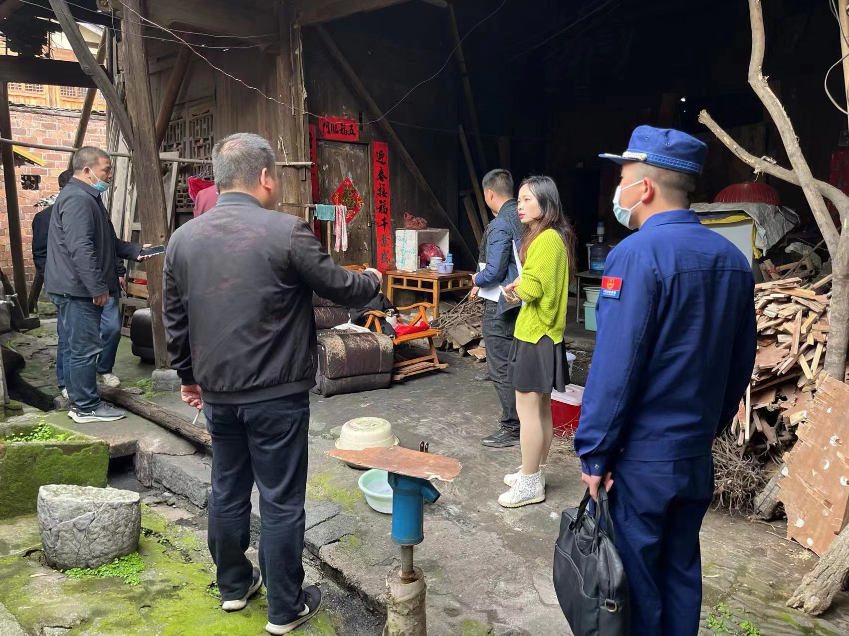 武冈市多部门开展老城区消防安全检查_邵阳头条网