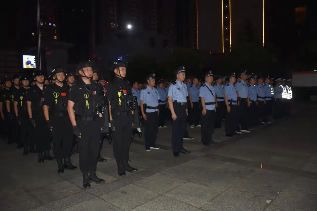 武冈公安开展社会治安集中统一清查行动_邵阳头条网