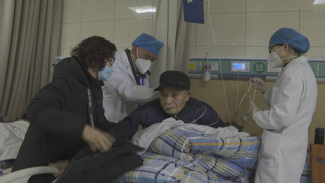 医务人员奋战“疫”线 全力保障群众就医_邵阳头条网