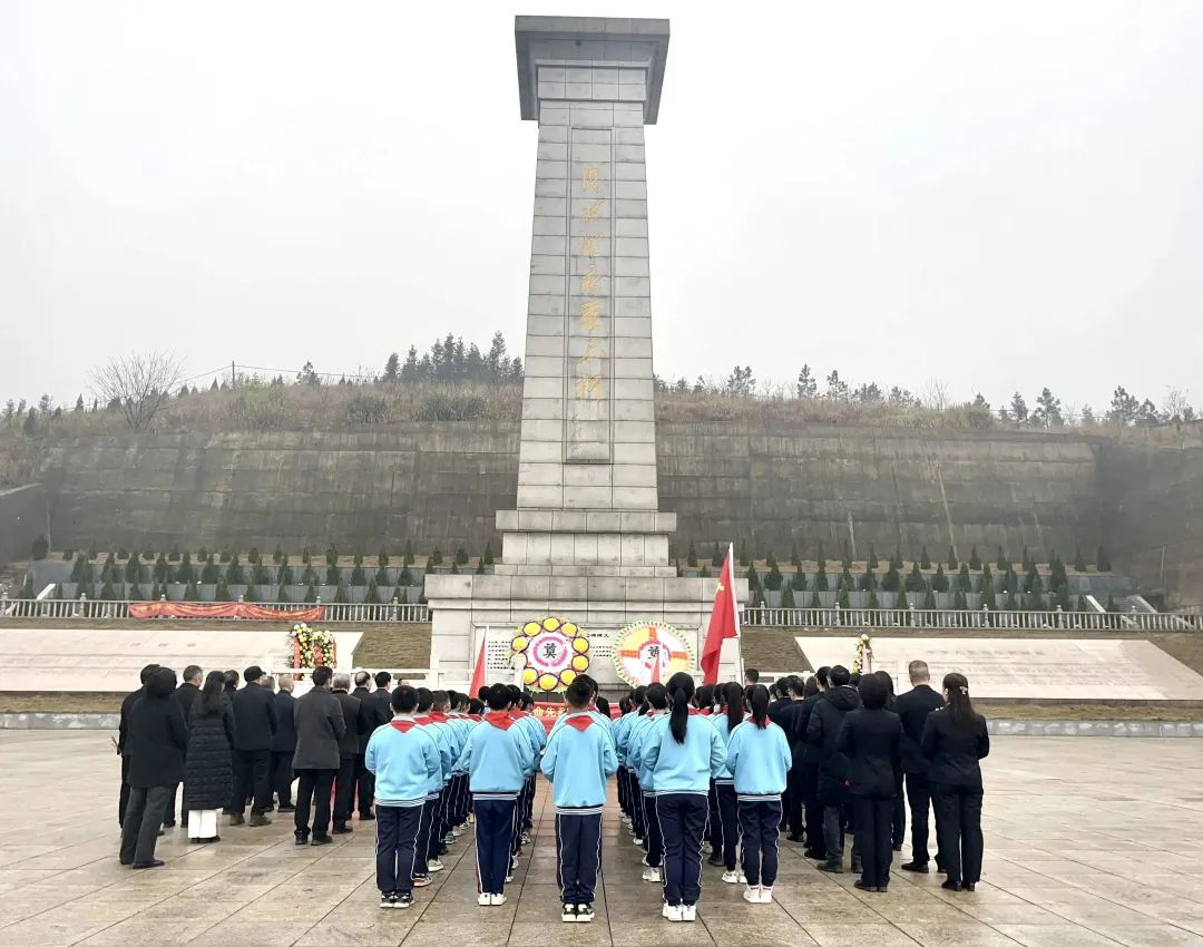 武冈市举行老少共祭革命先烈主题活动_邵商网