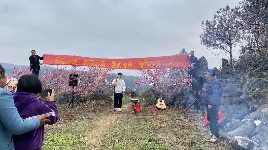 稠树塘镇开展“共庆民族团结一家亲”主题活动_邵阳头条网