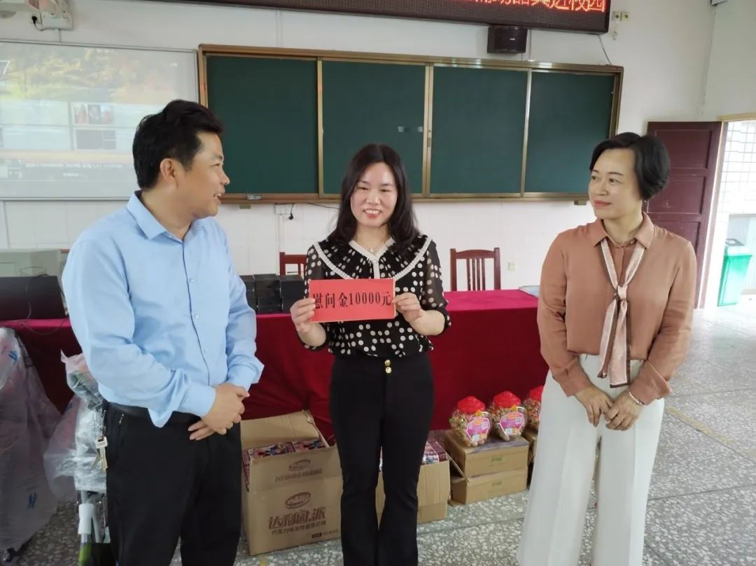 武冈市举行全国助残日系列主题活动_邵阳头条网