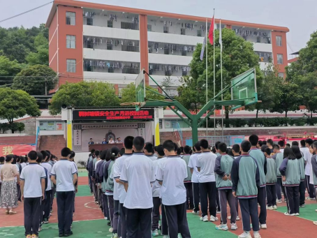消防演练，安全生产进校园_邵阳头条网