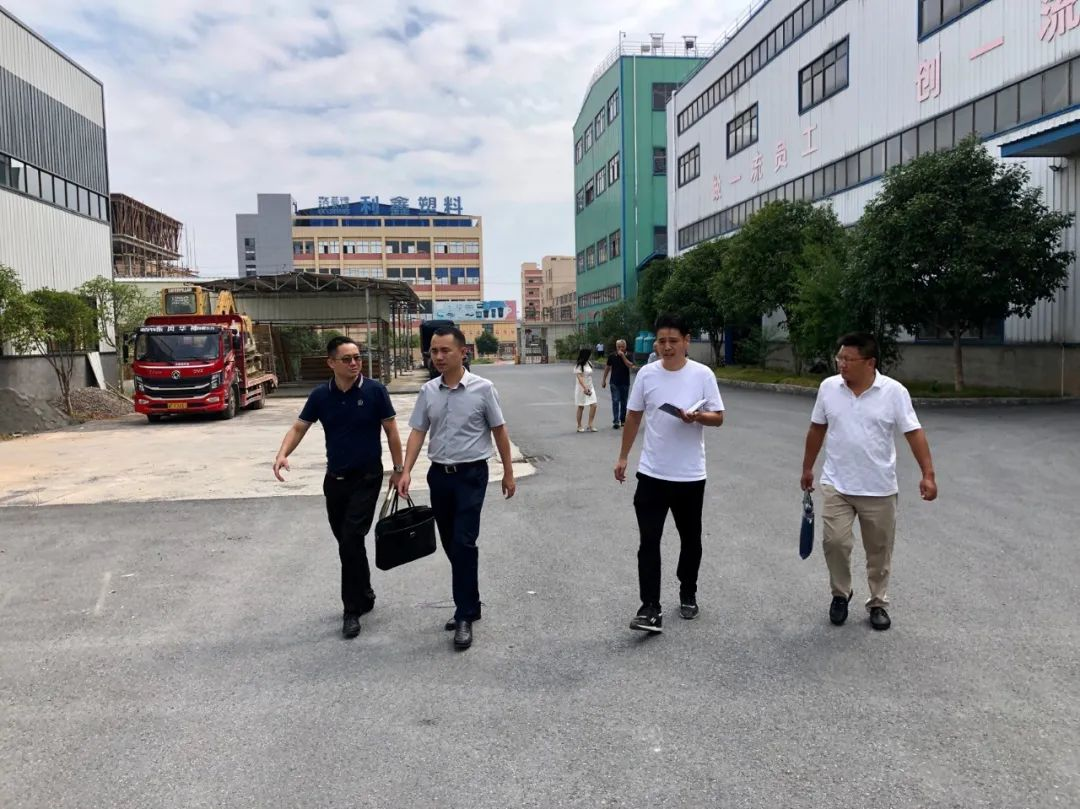 曾礼锋进企业开展“企业家服务日”走访活动_邵阳头条网