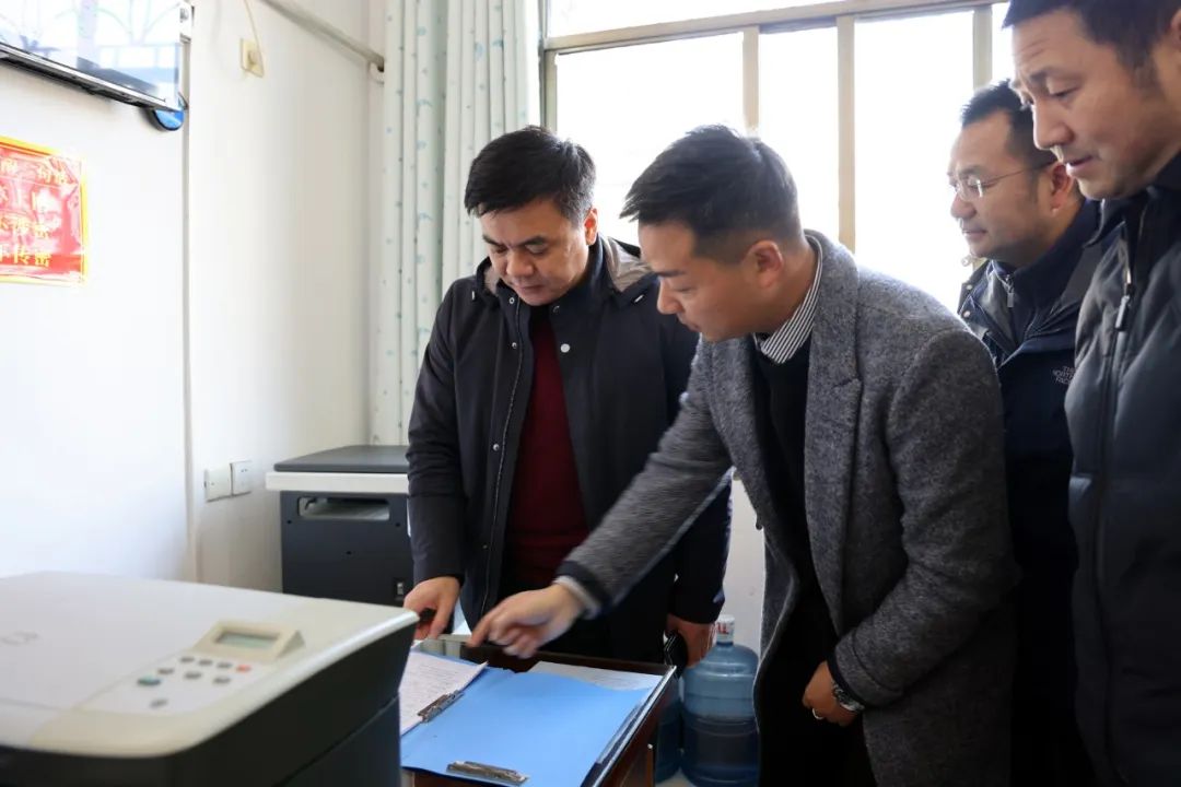 唐旭峰到水西门、迎春亭街道检查节前安全生产工作_邵阳头条网
