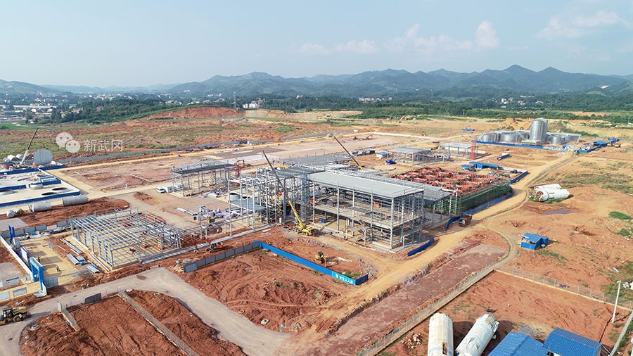 侯文专题调研重点产业项目建设工作(图2)