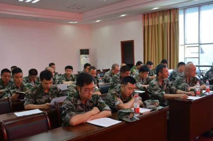 武冈民兵舟桥分队年度集训拉开序幕(图3)
