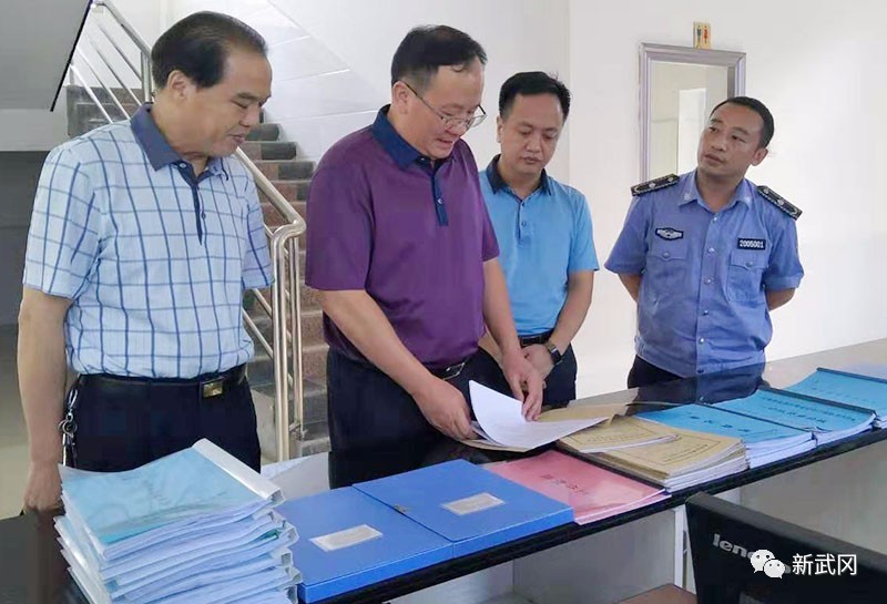 唐克俭调研乡镇综治和综合执法工作(图1)