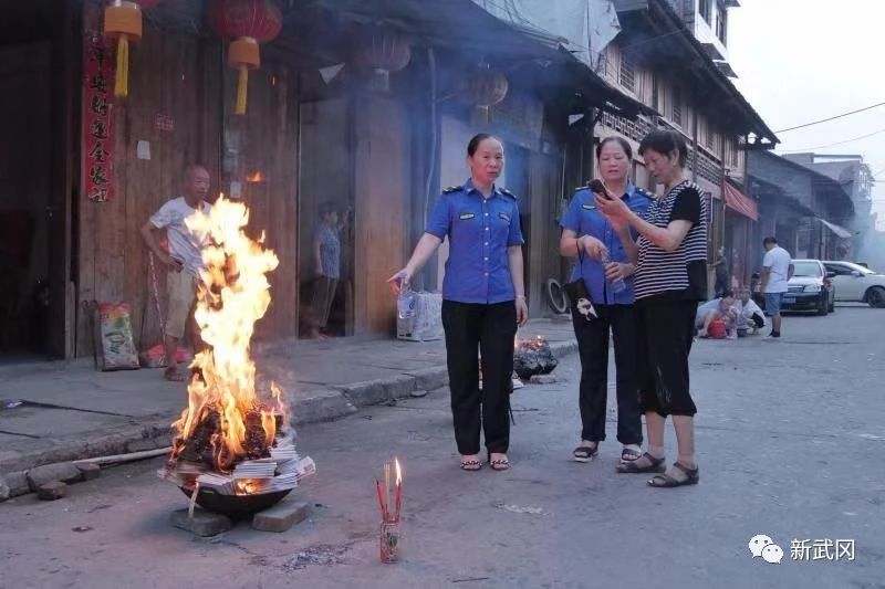 武冈：全城联动倡导中元节文明环保祭祀(图3)