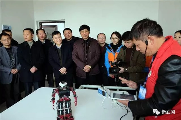 中国流动科技馆武冈巡展活动启幕(图2)