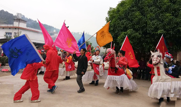 武冈石羊走马灯举行清明祭祖巡演活动(图1)