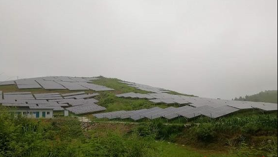 武冈光伏发电照亮“脱贫路”(图1)
