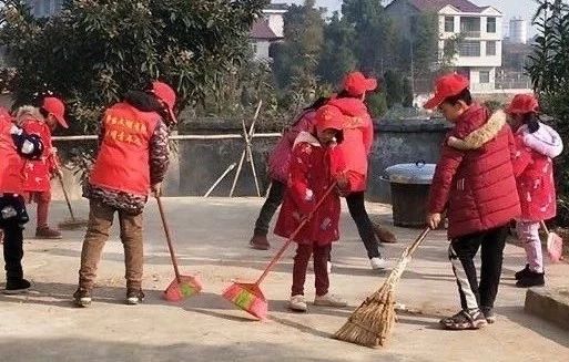 满城尽飘“志愿红”——武冈市新时代文明实践中心建设侧记(图4)