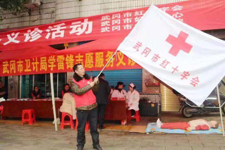 武冈： 传递志愿薪火   绽放文明之花(图1)