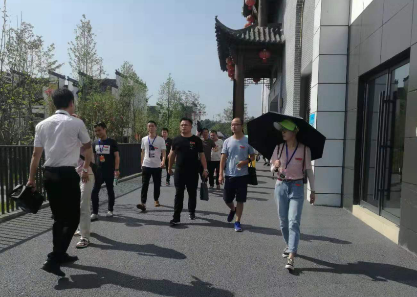 武冈市优秀年轻干部培训班圆满结业(图6)