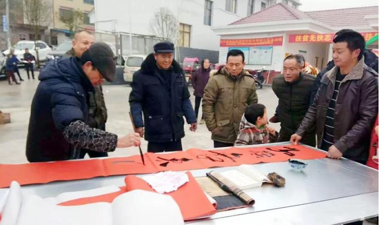 文化惠民：武冈市举行“文化八送”活动(图1)