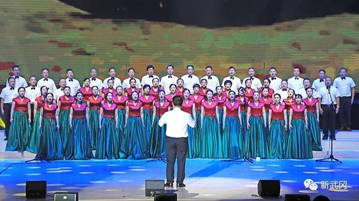 武冈市举行庆祝建党98周年暨新中国成立70周年“我和我的祖国”合唱赛(图12)