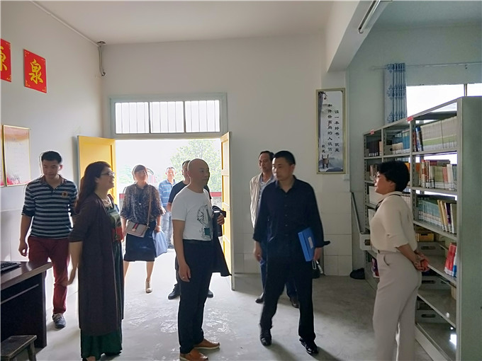 省、邵视导员莅临武冈市邓元泰镇中心小学专项督查国家义务教育质量监测筹备工作(图2)