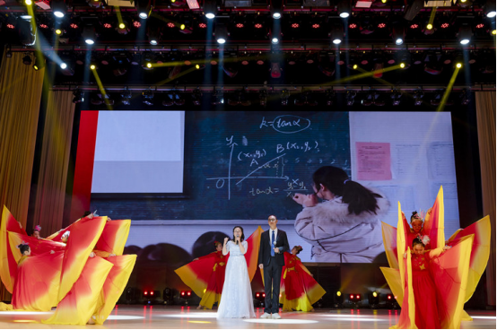 武冈市技工学校举行三十周年校庆暨迎元旦文艺汇演活动(图8)