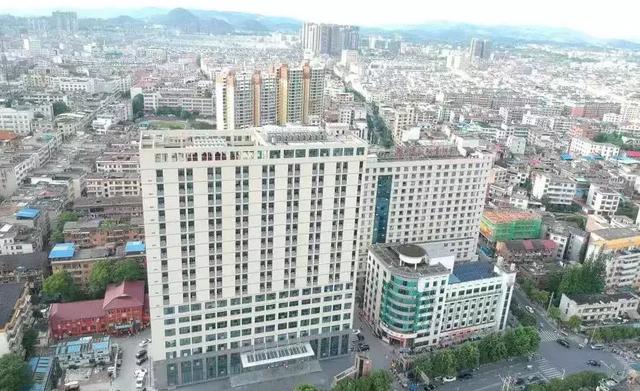 武冈市人民医院：建成邵阳市县级医院中的第一所三级综合医院(图2)