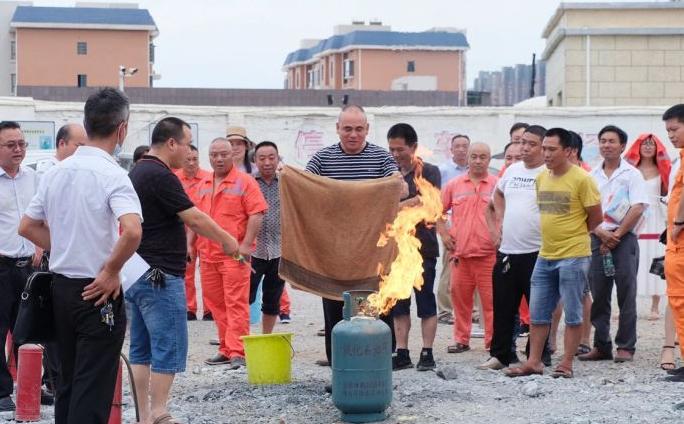 武冈市燃气事业步入健康发展快车道(图1)