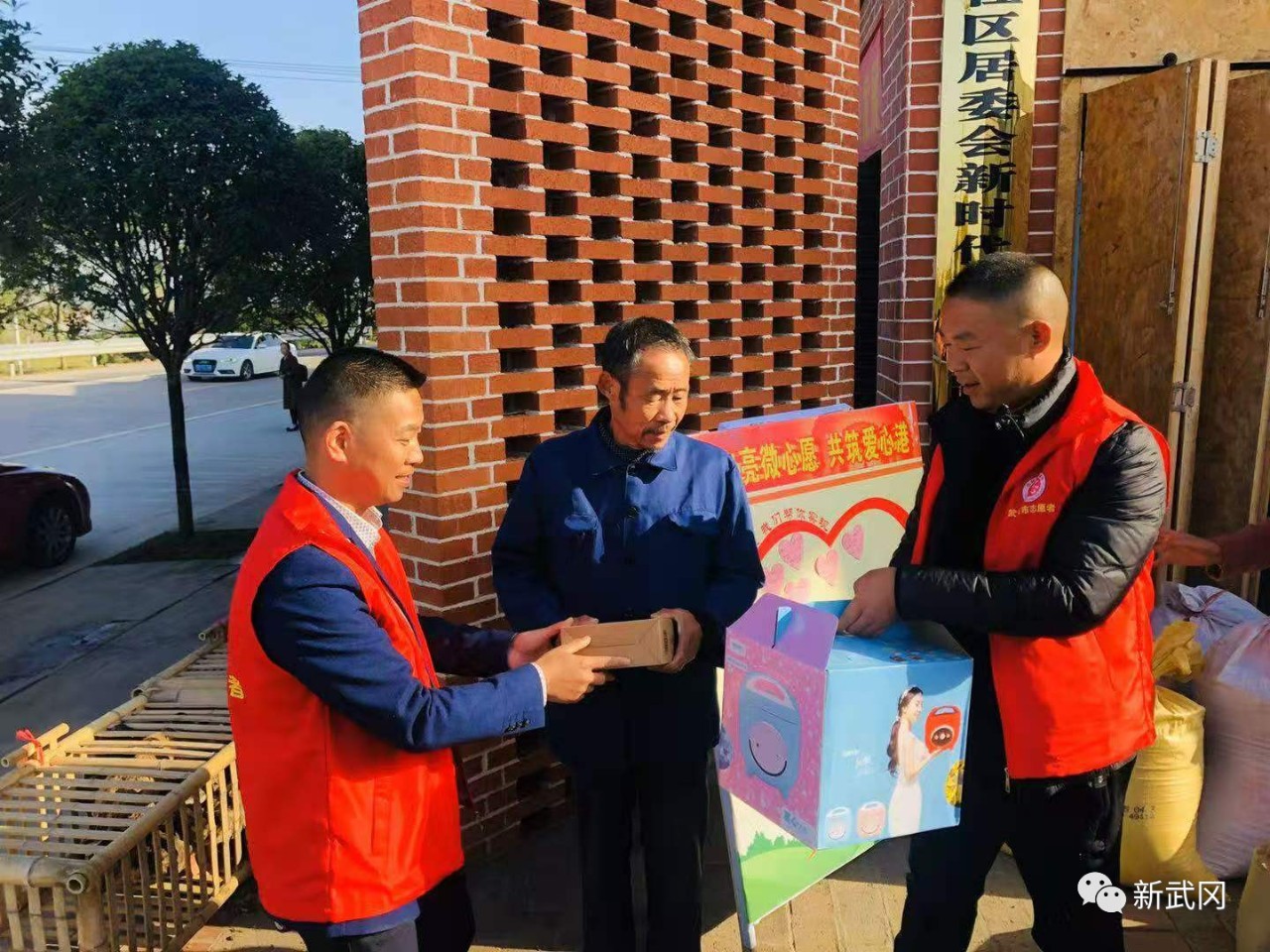 倾情书写新时代文明实践的(图2)