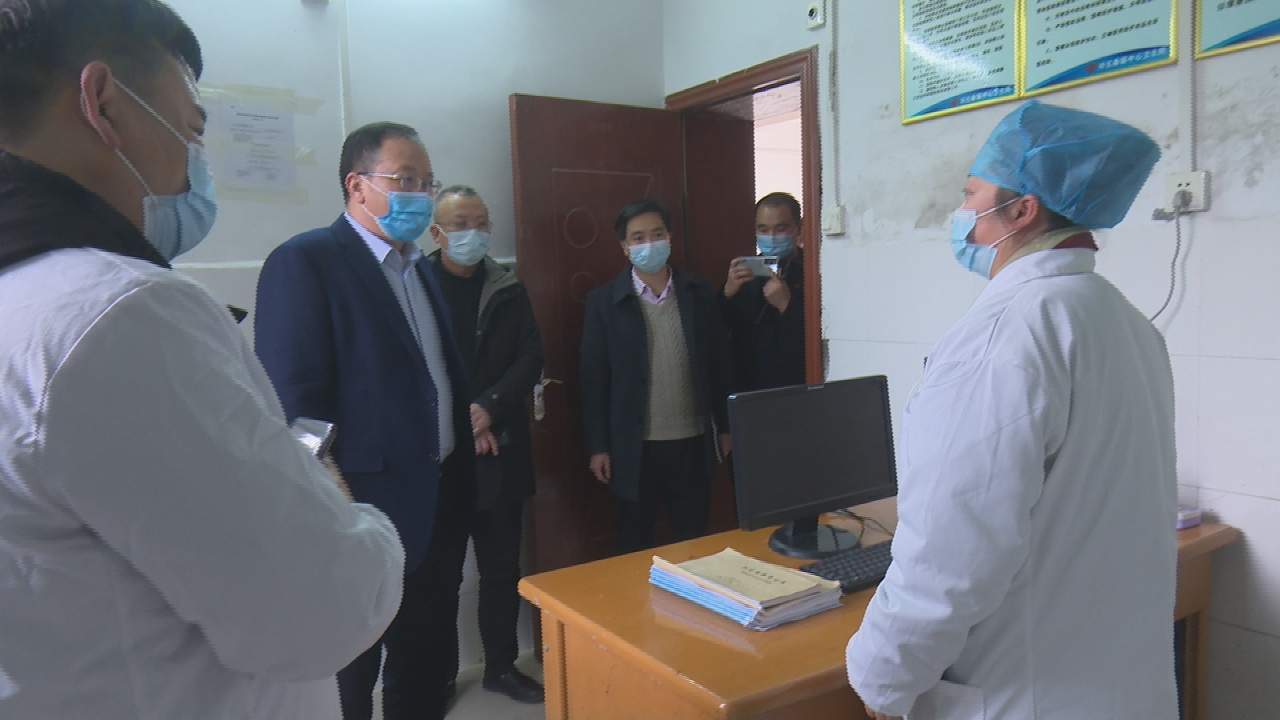 唐克俭到邓元泰镇督导疫情防控工作(图1)