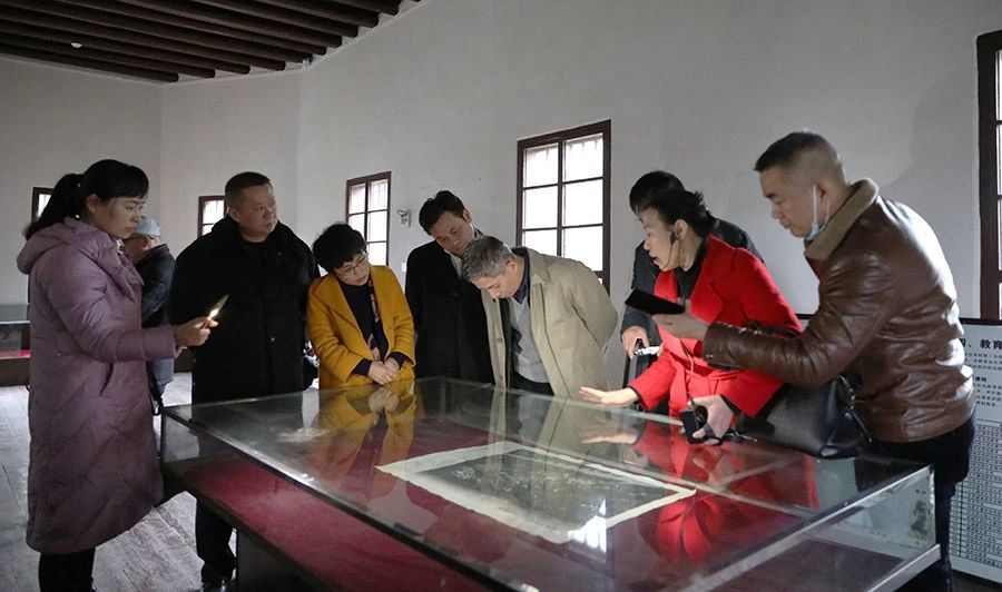 省委统战部赴武冈市开展统战历史文物普查(图2)