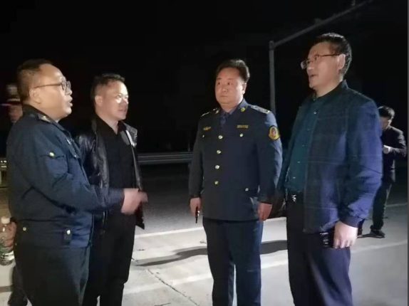 武冈市全力开展交通运输综合整治工作(图2)