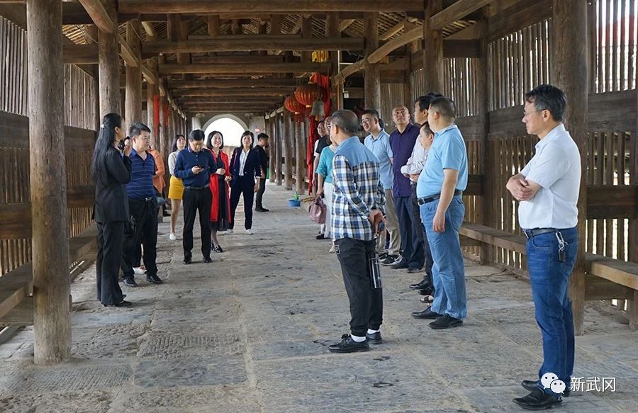 政协武冈市五届22次常委会召开(图2)
