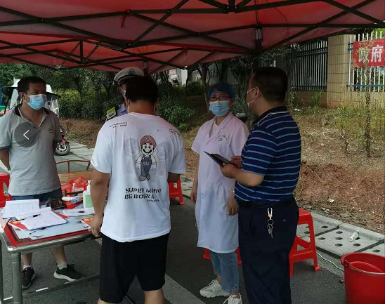王琪督查迎春亭办事处和高速公路出口疫情防控工作(图2)