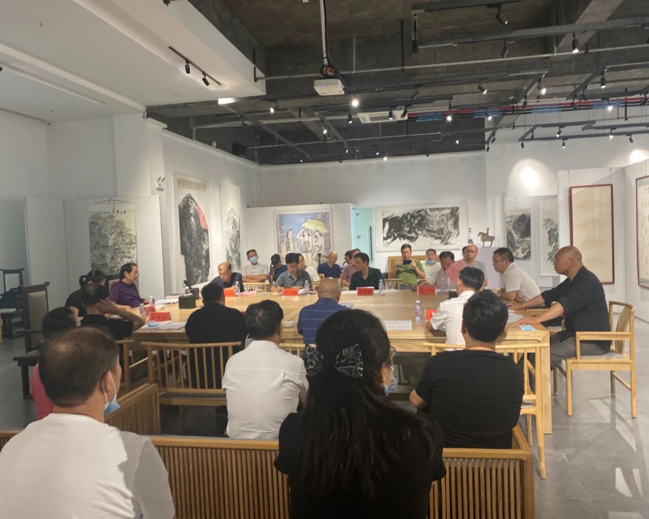 邵阳文联到武冈调研文艺家协会规范化管理(图2)