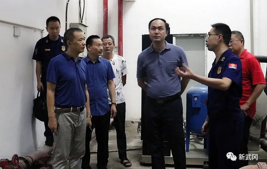 陈学先督导检查节前安全生产和消防安全工作(图2)