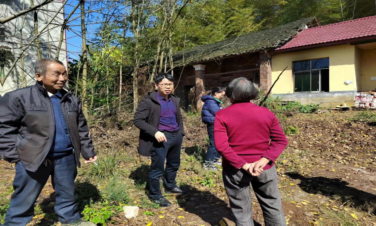 市审计局乡村振兴驻村队开展“商方案、看进度、问需求、解困难”走访活动(图2)