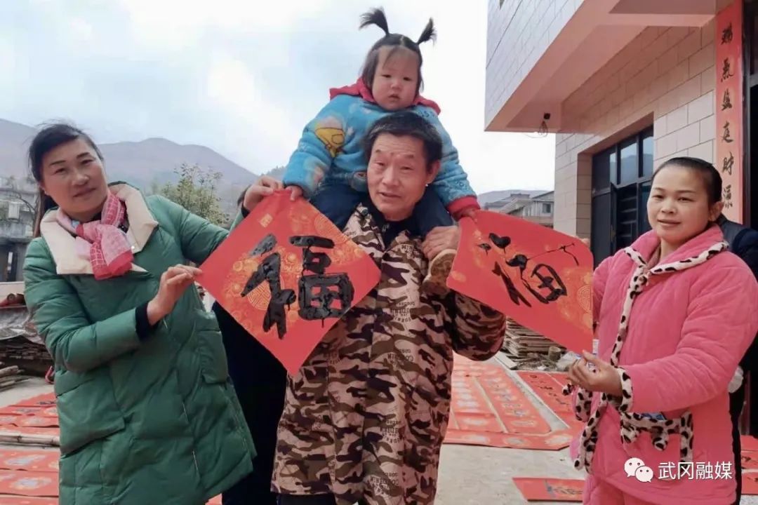 武冈市红色文艺轻骑兵“七进”惠民志愿服务活动启动(图3)