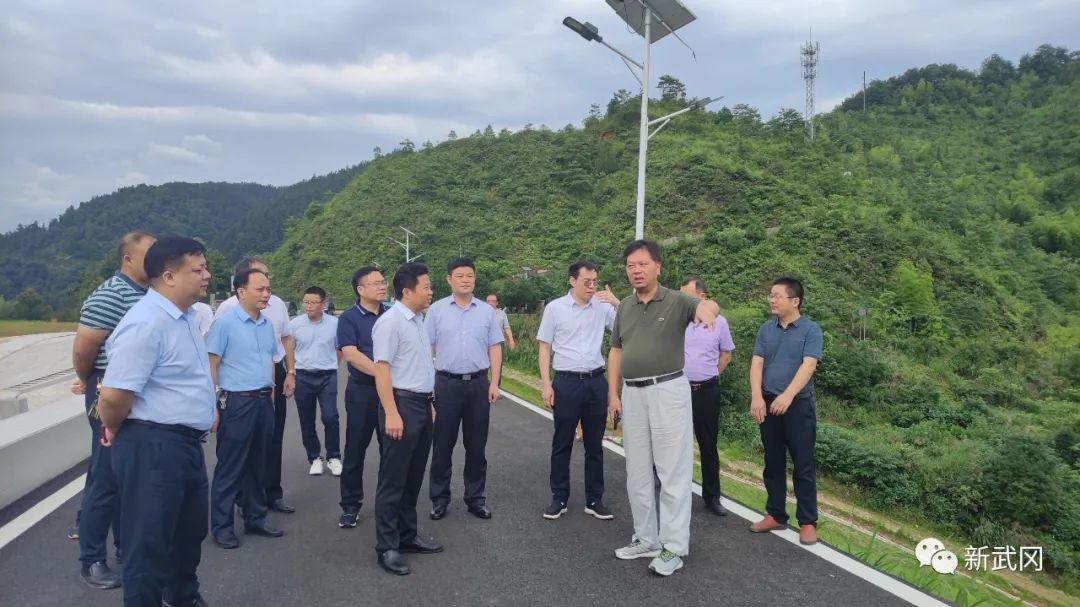 袁侃夫到武冈调研灌区建设及城乡供水一体化工作(图1)