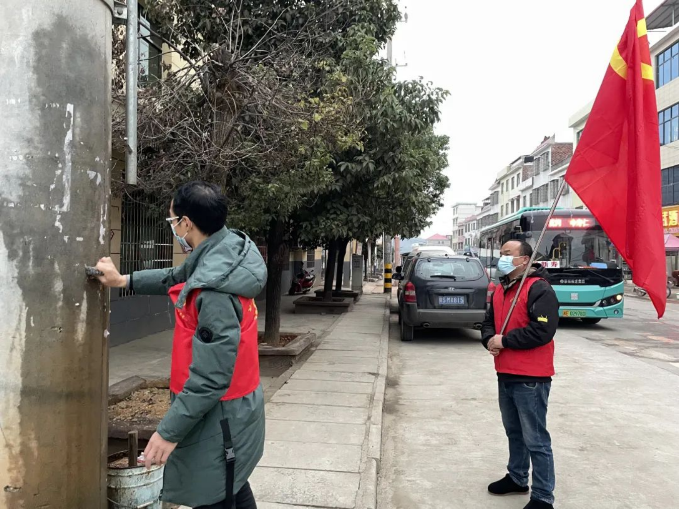 武冈市各部门开展创文攻坚暨冬季爱国卫生运动集中行动(图2)