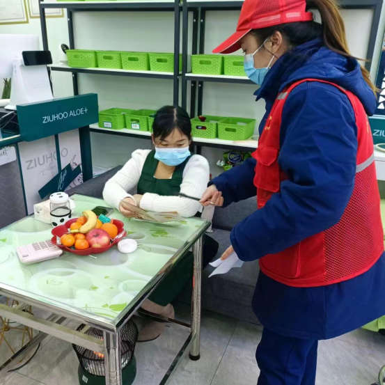 武冈大队开展春节前消防安全宣传活动(图2)