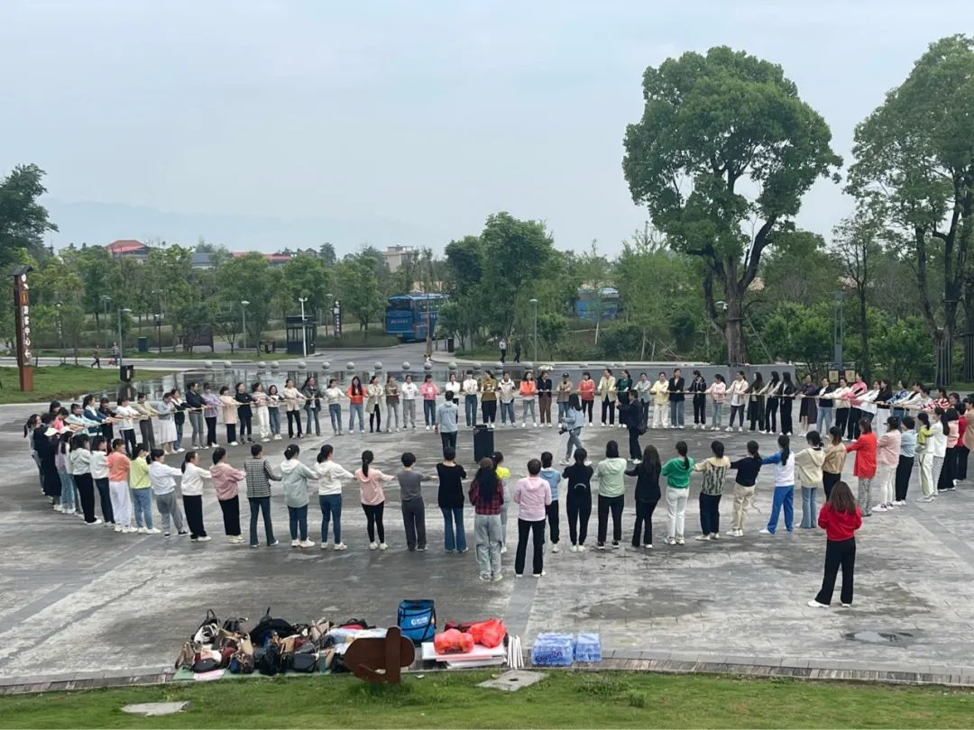 武冈市举办“5.12”国际护士节联谊活动(图2)