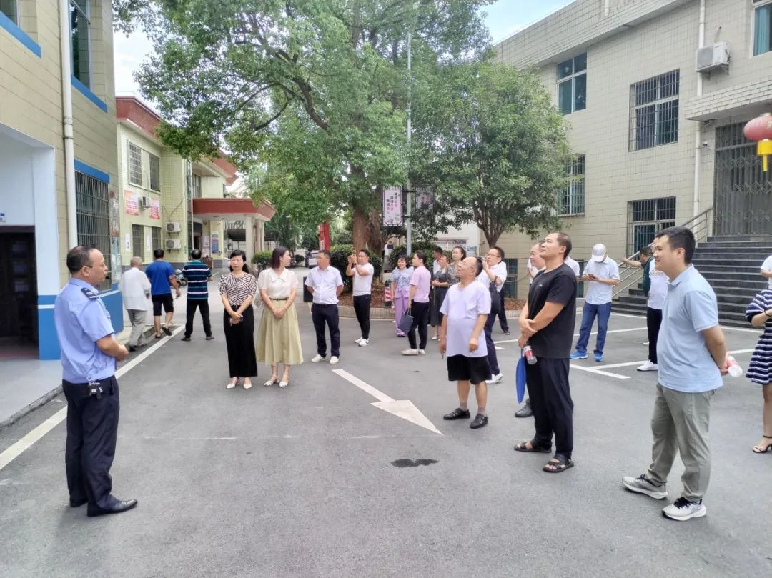 邵阳市坚持和发展新时代“枫桥经验”推进“背包式”调解暨司法所规范化建设现场观摩会在武冈市举行(图3)