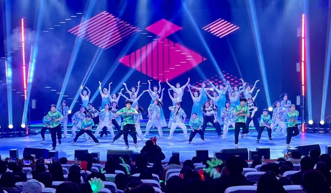 2024年武冈市春晚上演年度盛宴(图1)