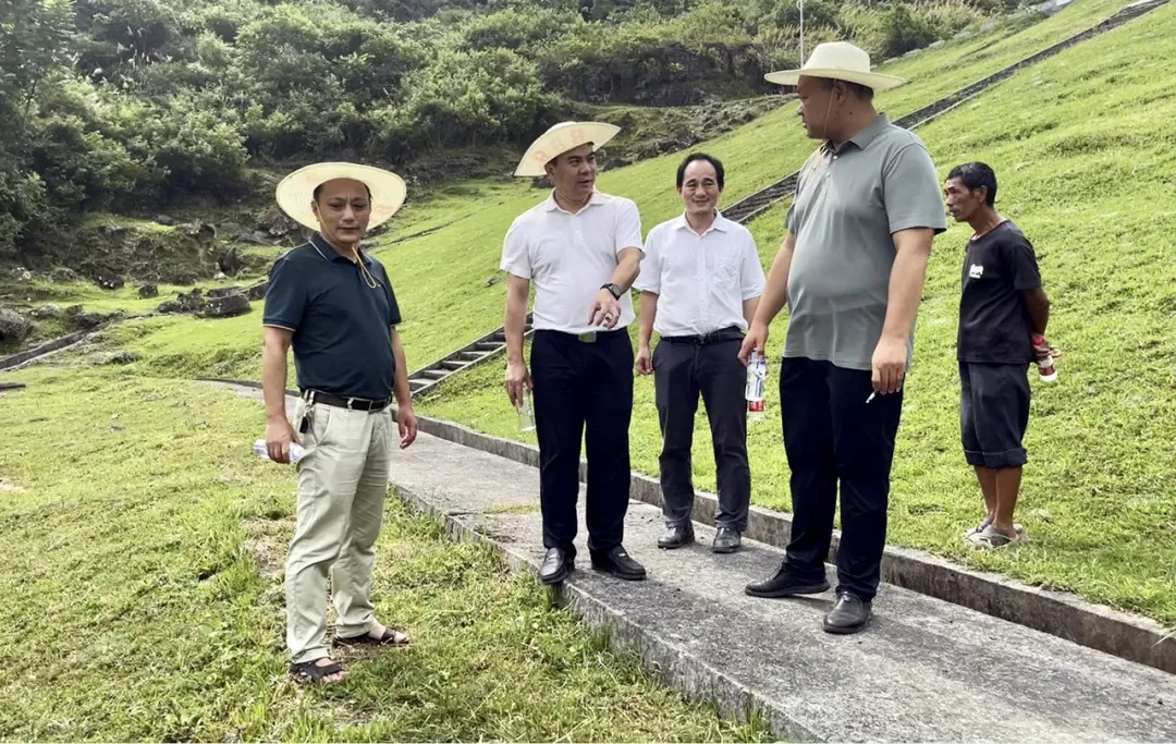 唐旭峰督查水库防汛和水利项目建设工作(图1)