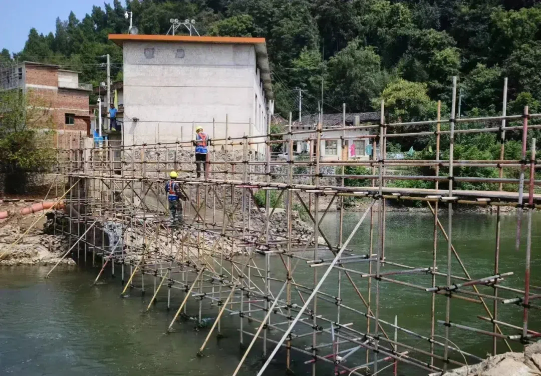 武冈市14座中型水闸除险加固工程建设加速(图1)