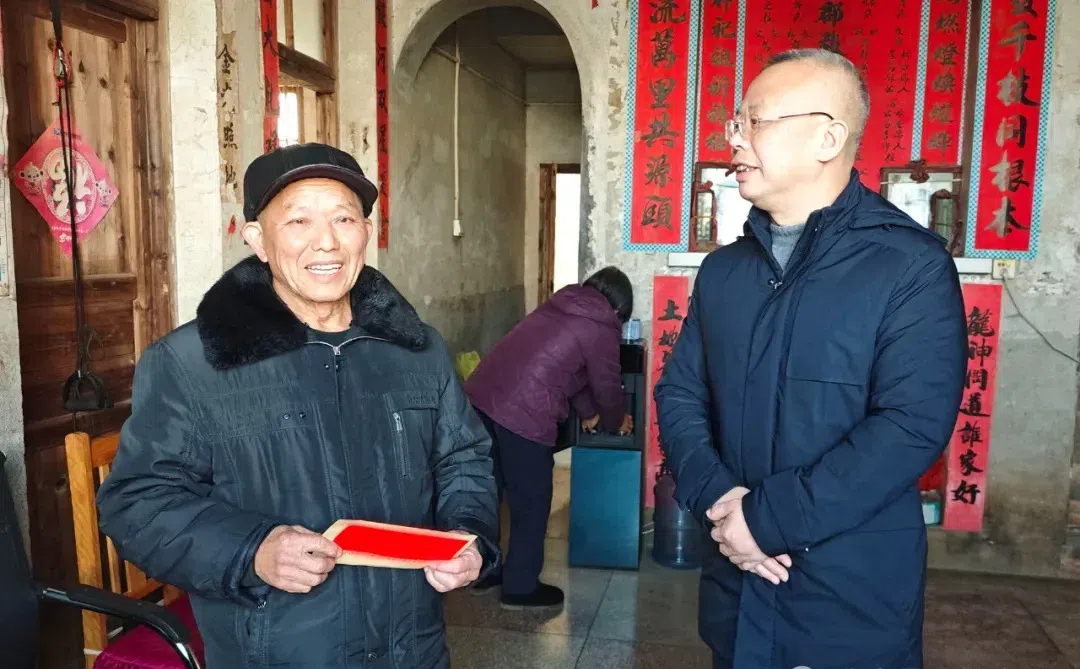 市领导开展春节前走访慰问活动(图1)