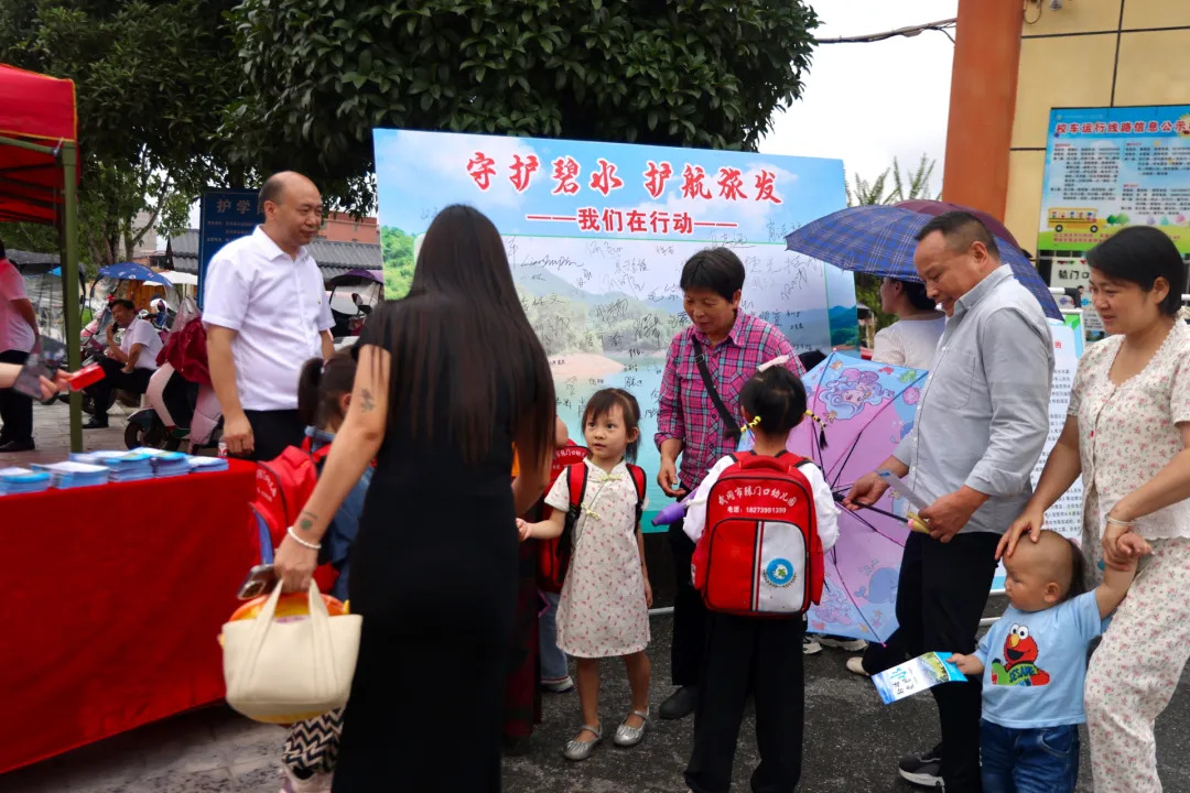 守护碧水初心 护航旅发盛会 武冈市威溪水库开展联合主题党日活动(图2)