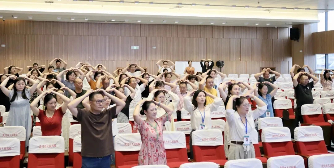 “心连心·惠民行”精神卫生服务下基层活动在武冈启动(图1)