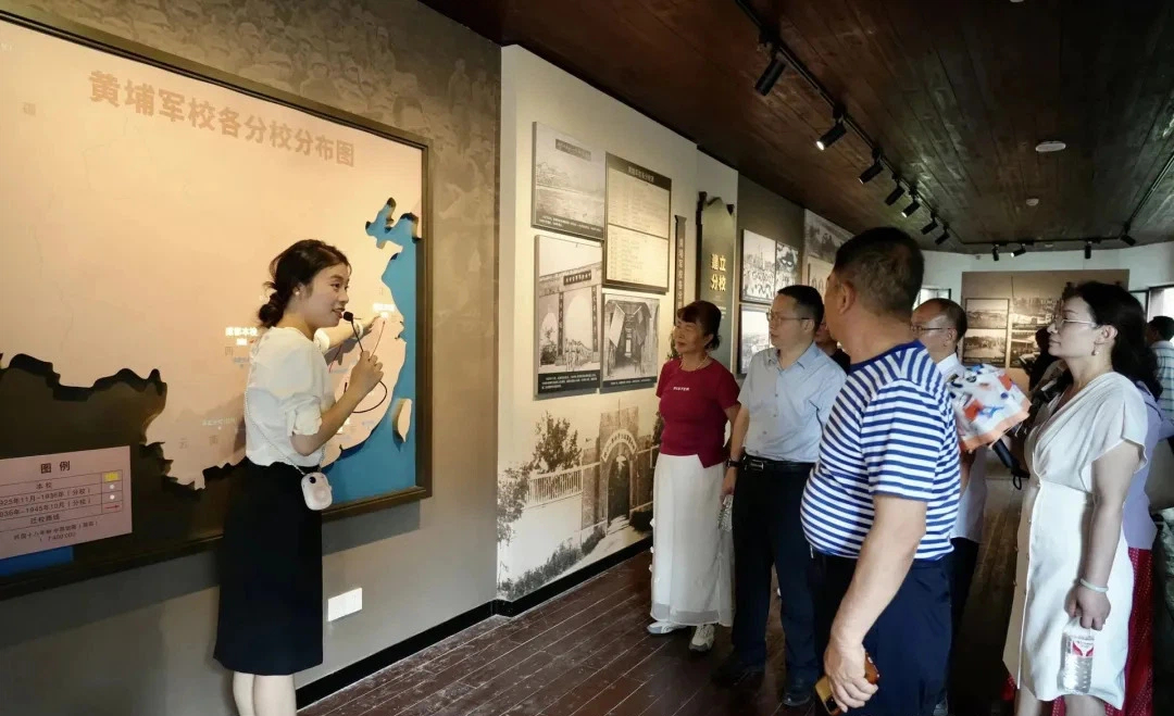 邵阳市黄埔亲属后裔联谊活动在武冈举行(图2)