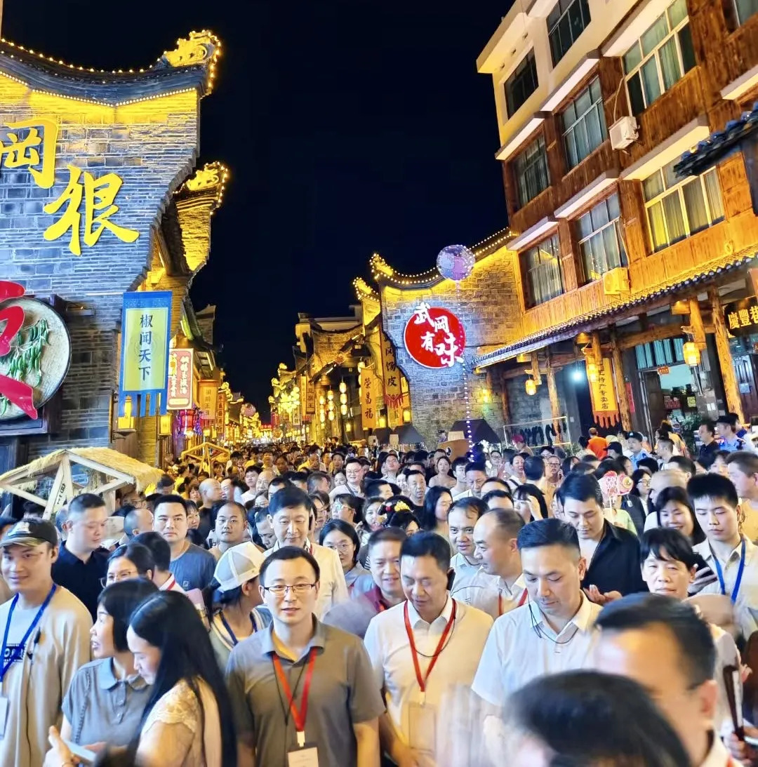 穿越时光的市井记忆：武冈西直街内巷的前世今生(图1)