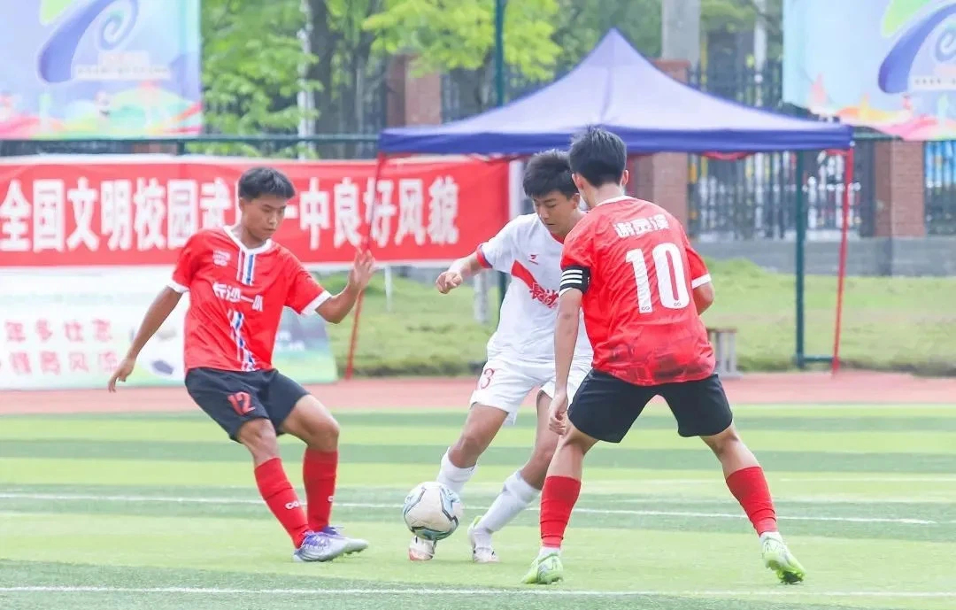 湖南省第六届中学生运动会足球赛在邵阳武冈落幕(图2)